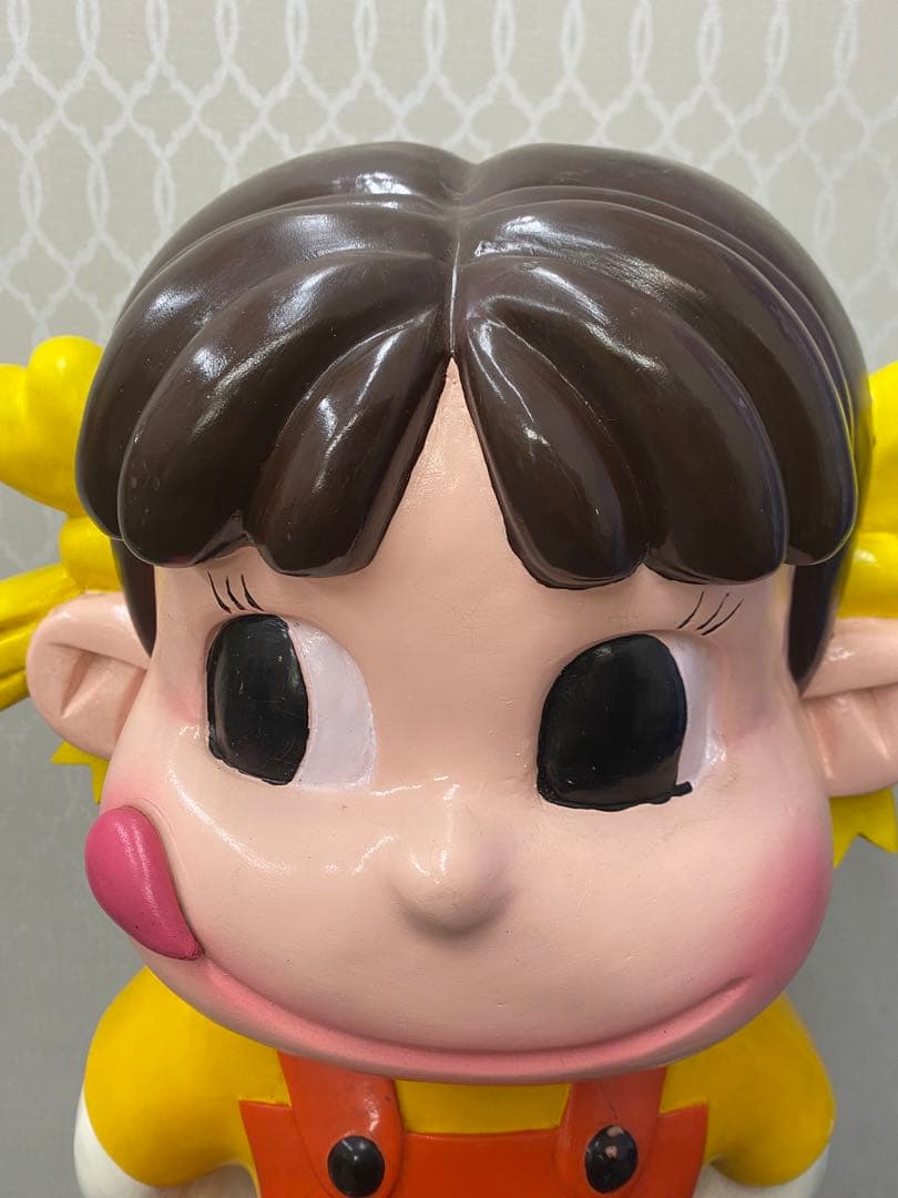 値下げ　キャラクター オーバーオール　約80cm台座付き