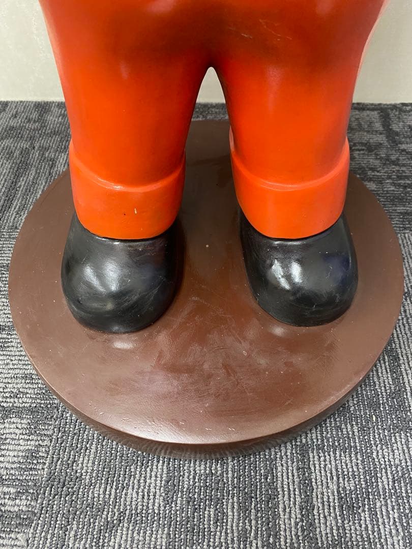 値下げ　キャラクター オーバーオール　約80cm台座付き