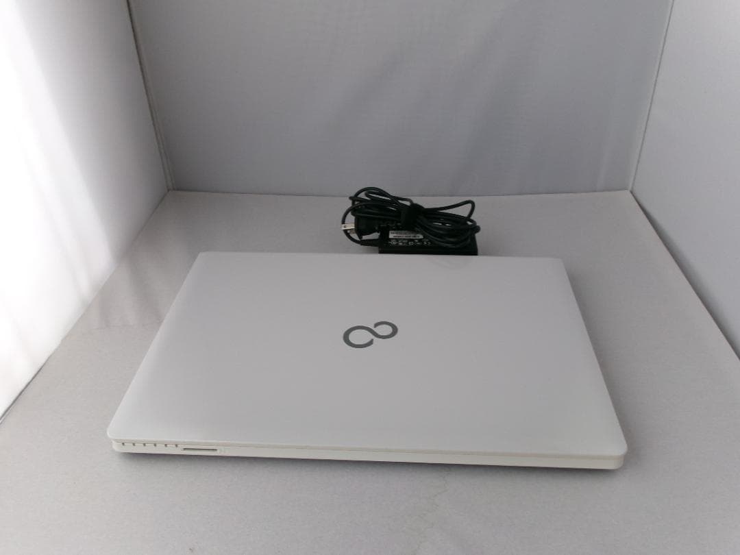 富士通 LIFEBOOK AH42/X 美品/新品SSD搭載Windows 11
