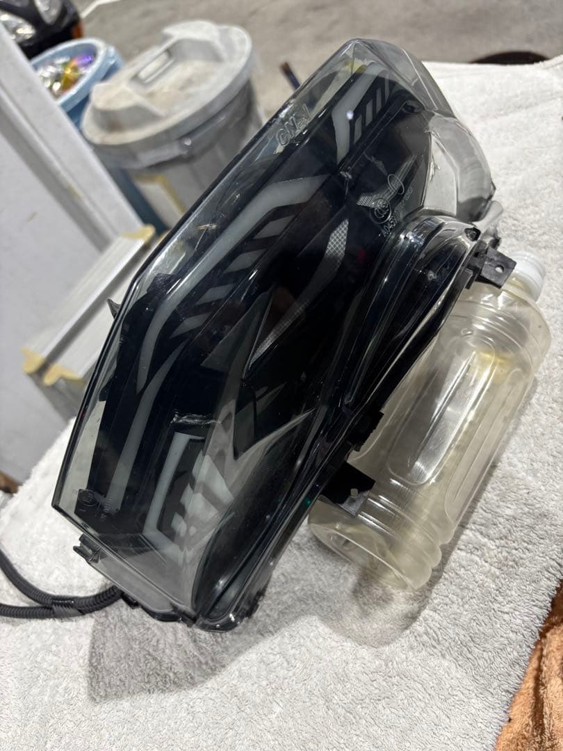 シグナスx 4型 テールランプ