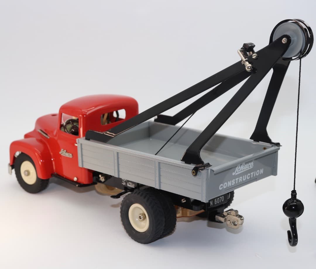 シュコー・コンストラクション・ブレーク・ダウン・レッカートラック リモコン付き