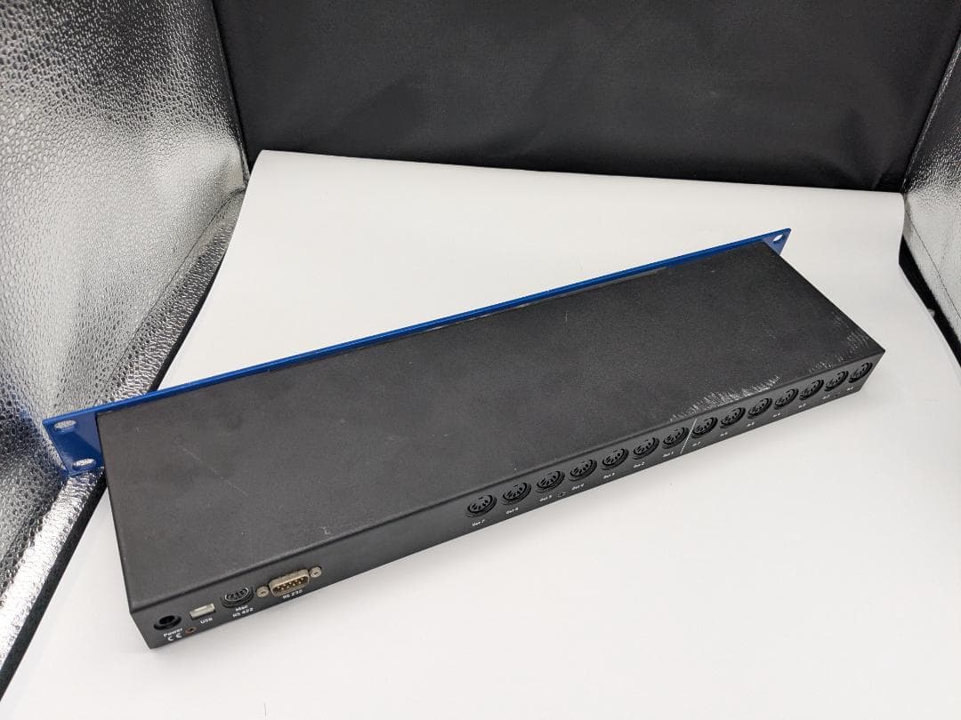 Emagic 8ポート USB MIDIインターフェイス amt8