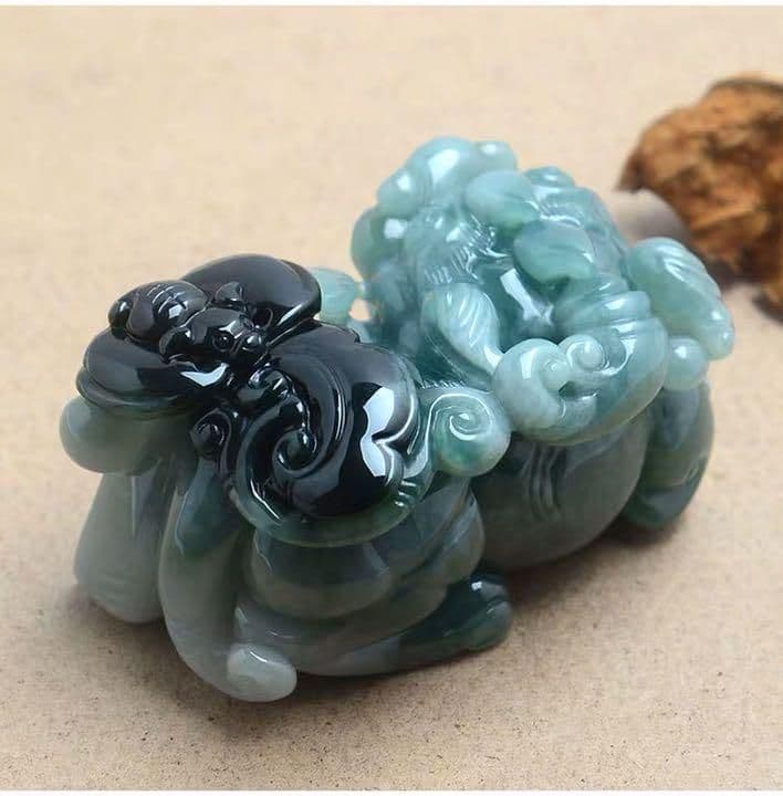 激レア 本翡翠 ミャンマー産青水翡翠 覇王貔貅 置物 ネックレス 鑑定書2点付