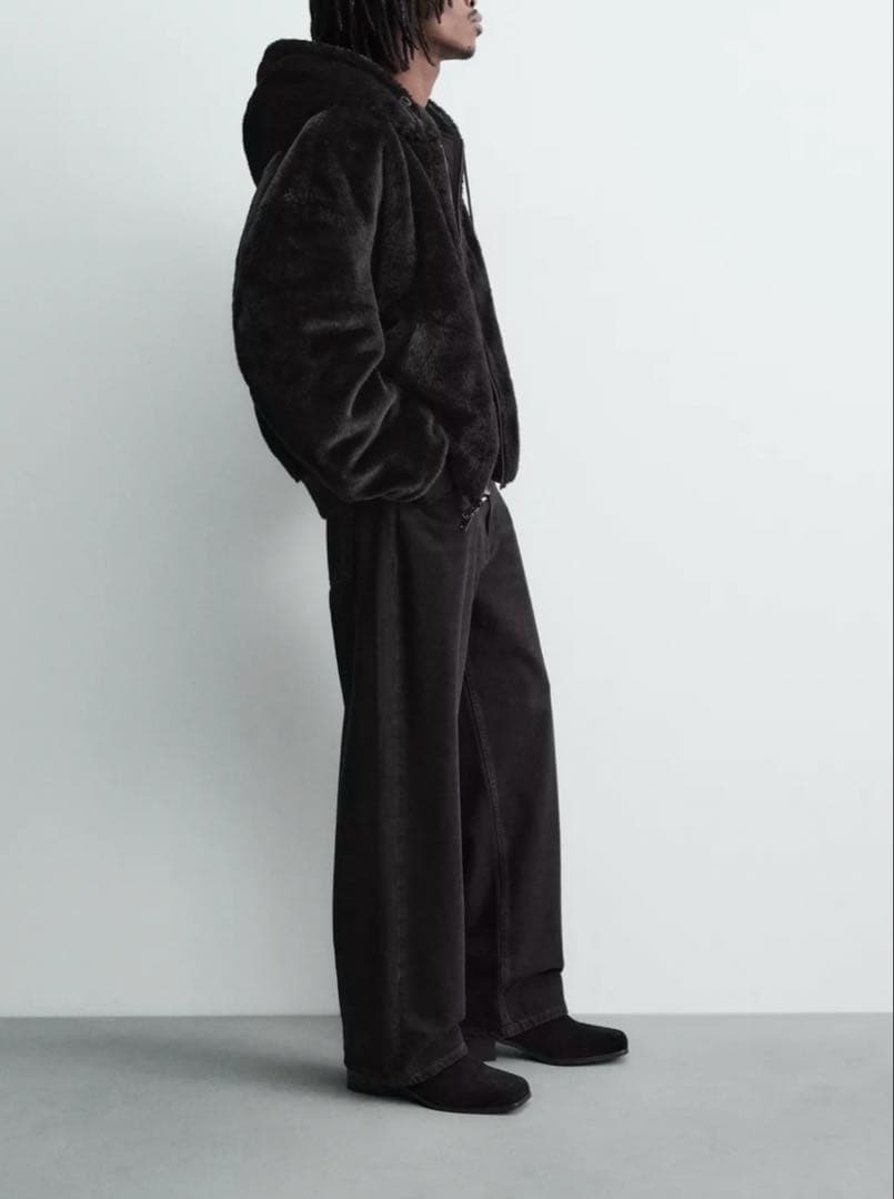 ZARA ザラ　リバーシブルフェイクファーボンバージャケット　新品、未使用