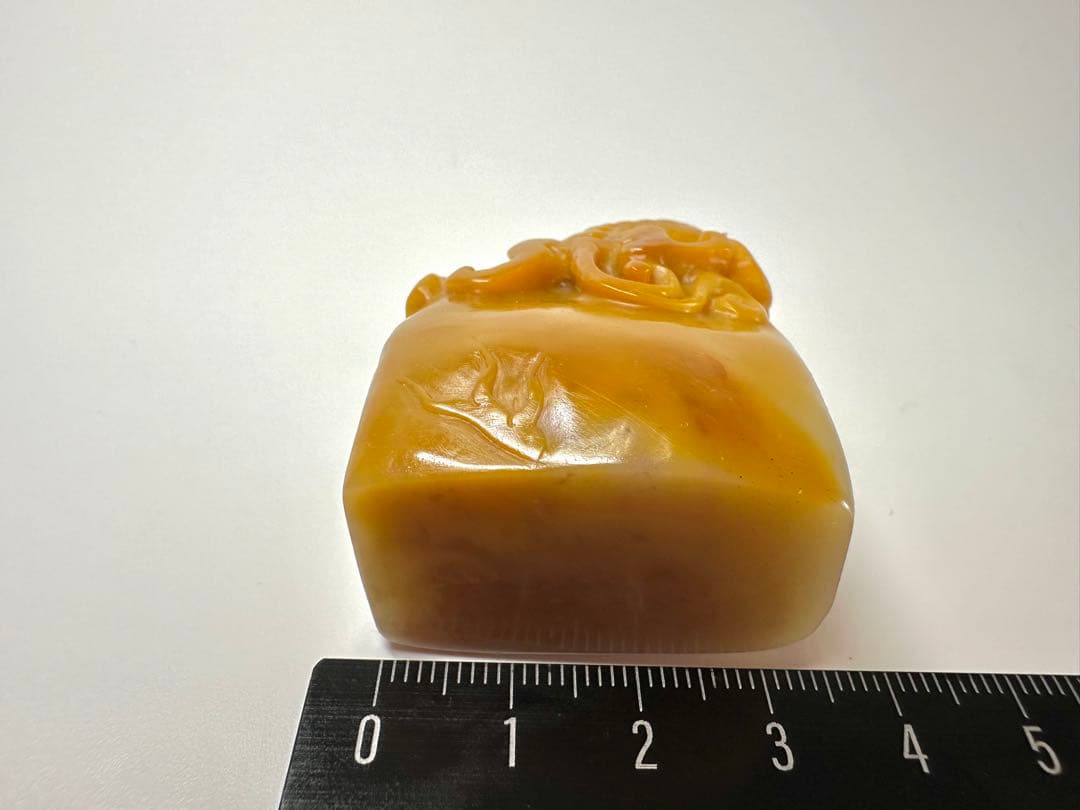 螭虎 古獣　田黄　高級印材　ラオス　篆刻　印材　印石　書道　落款　遊印