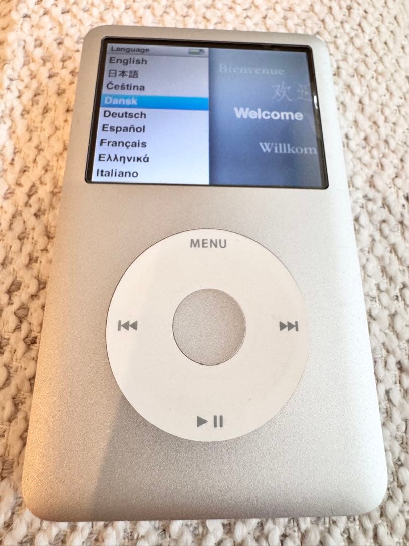 【極美品】Apple iPod classic 120GB MB565J/A