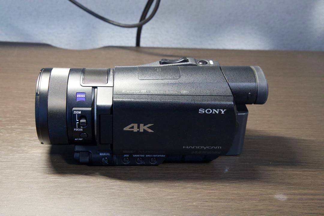 [土日限定値下げ中] SONY ハンディカム FDR-AX100
