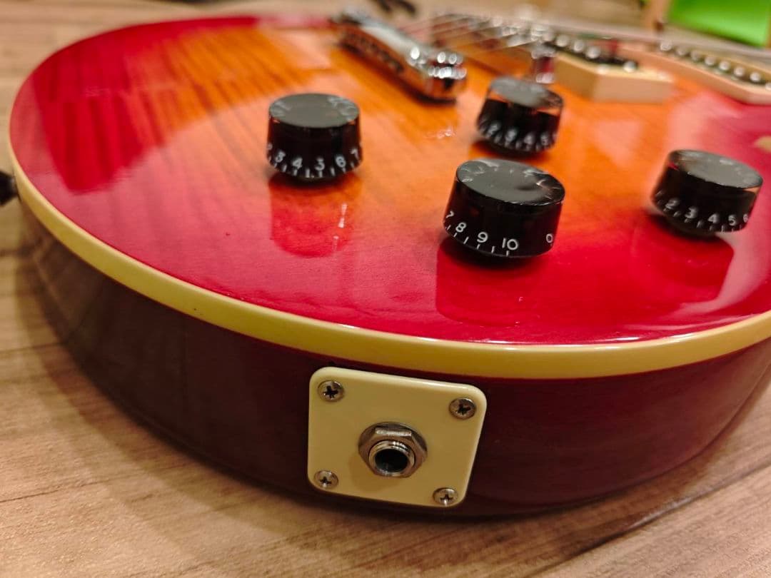 Epiphone エピフォン レスポール チェリーサンバースト