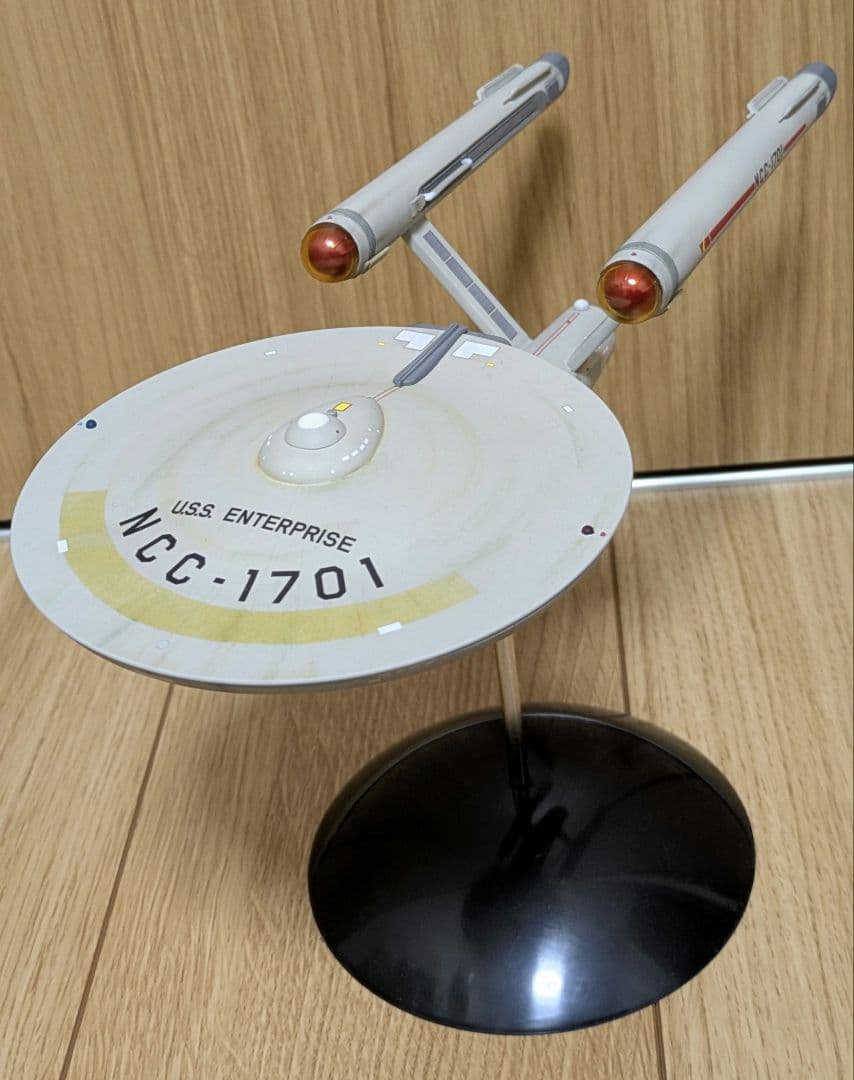 スタートレック　NCC-1701 エンタープライズ　TOS版とパイロット版
