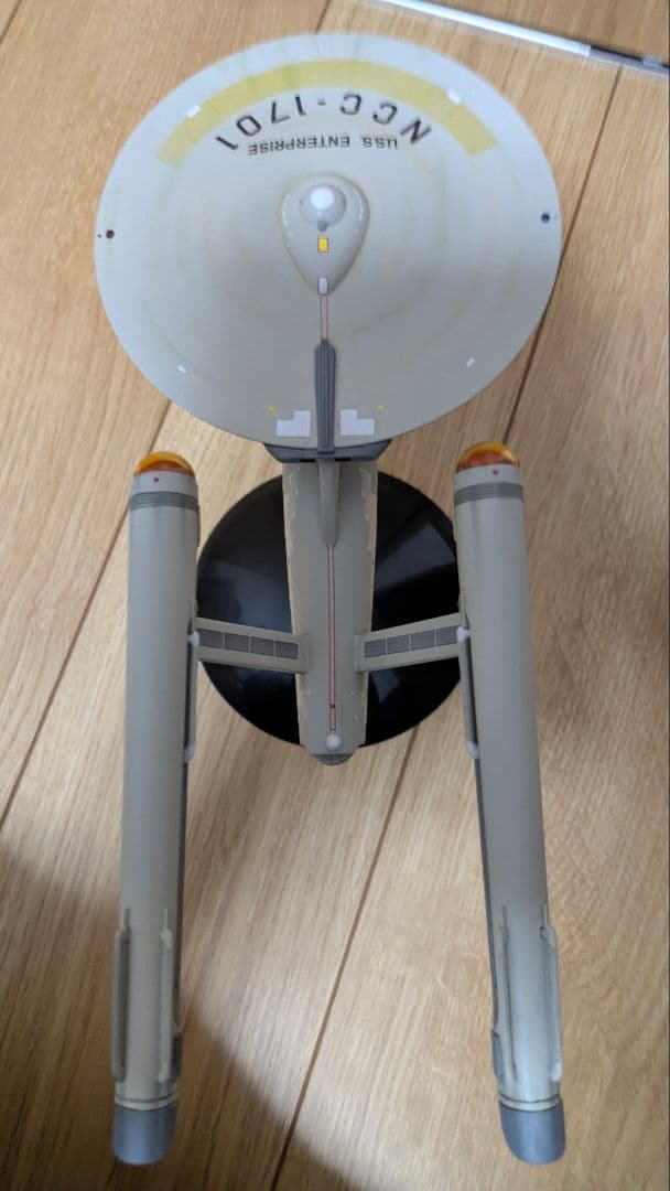 スタートレック　NCC-1701 エンタープライズ　TOS版とパイロット版