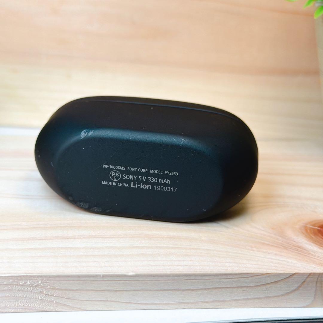 SONY・WF―1000XM5の充電ケースのみ 中古品①