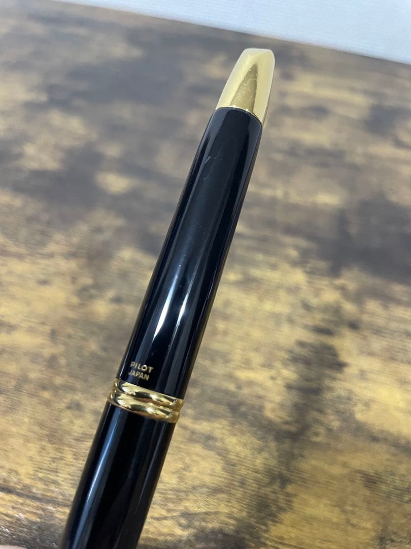 未使用に近い　シール付き　18金　ゴールド　細字　キャップレス　万年筆　備品付き