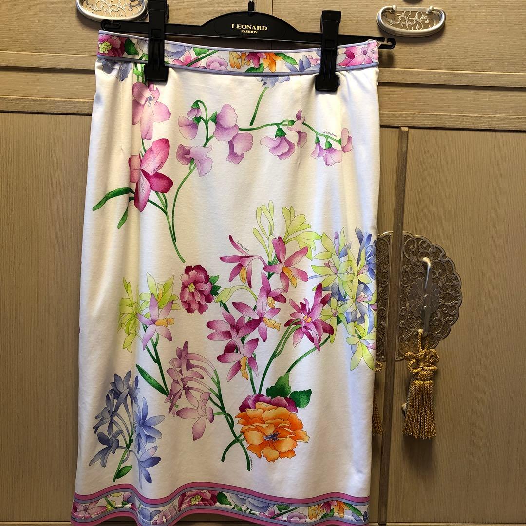 [LEONARD]レオナールスカート白地に花柄L クリーニング済