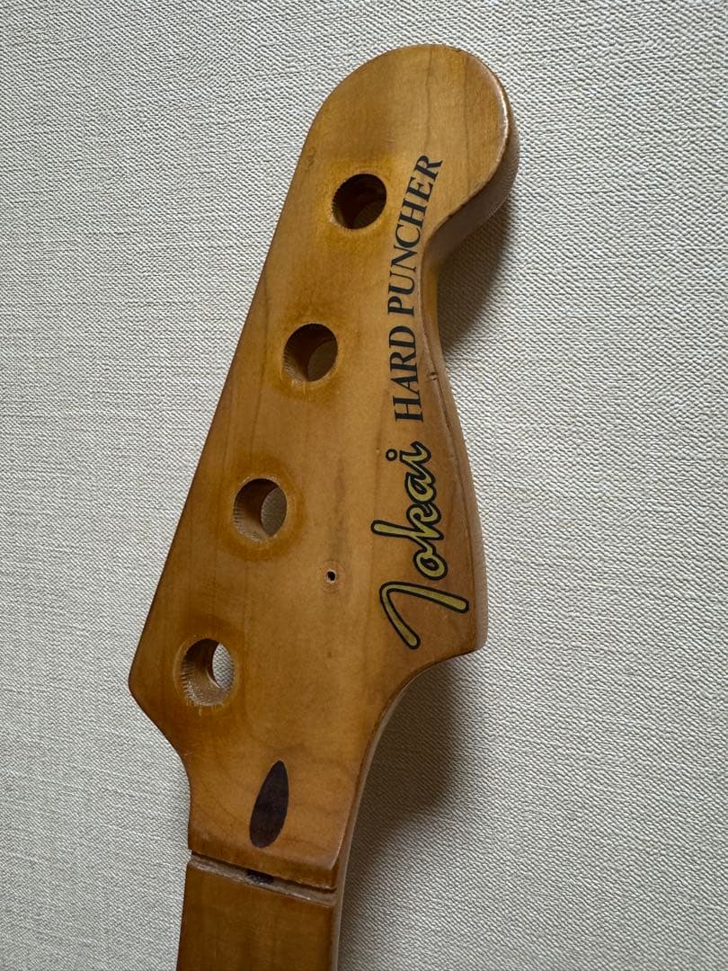 Tokai Hard Puncher フレットレス ベース Mod