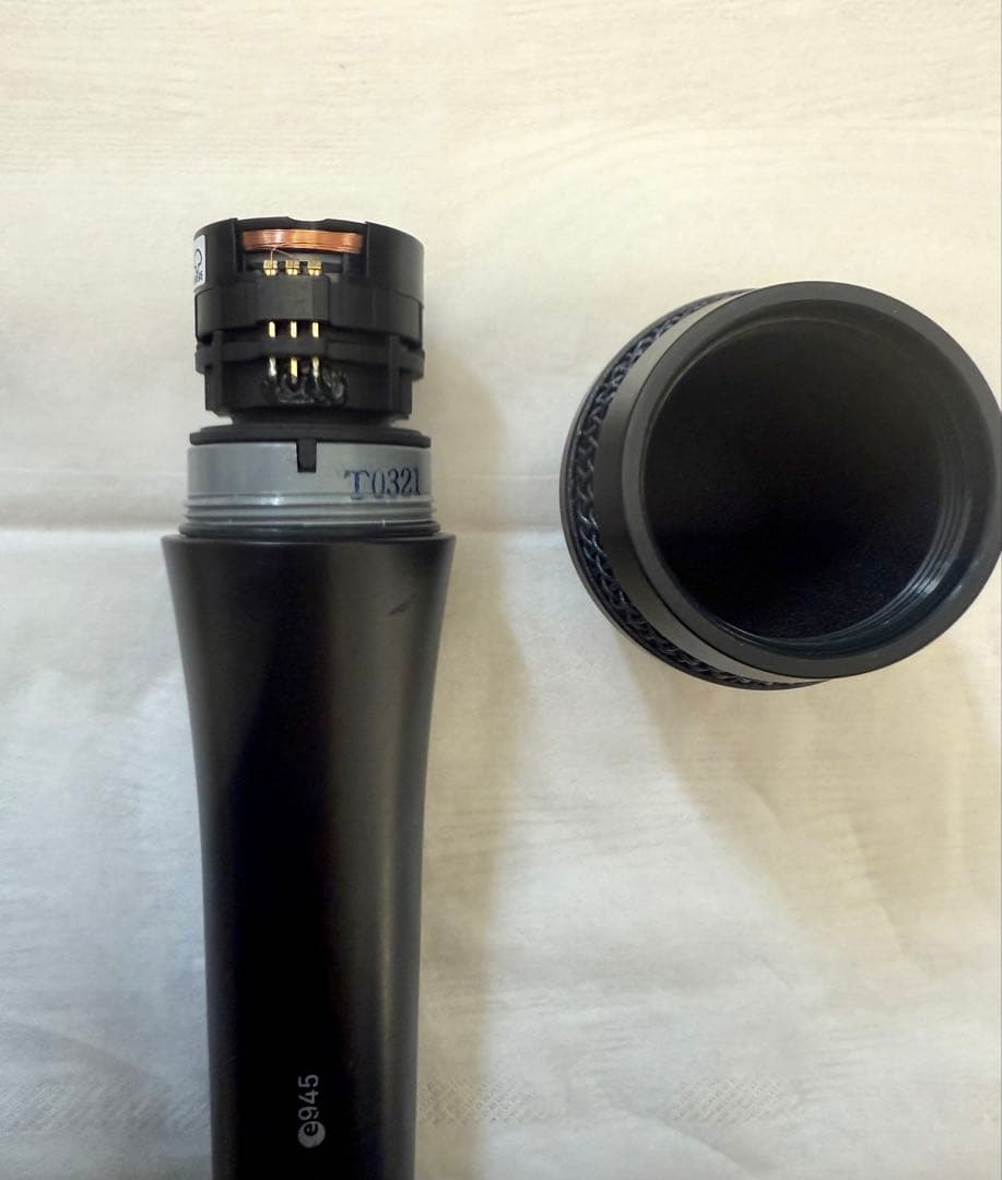 Sennheiser e945 マイク グリル新品,専用ケース付き,箱無し