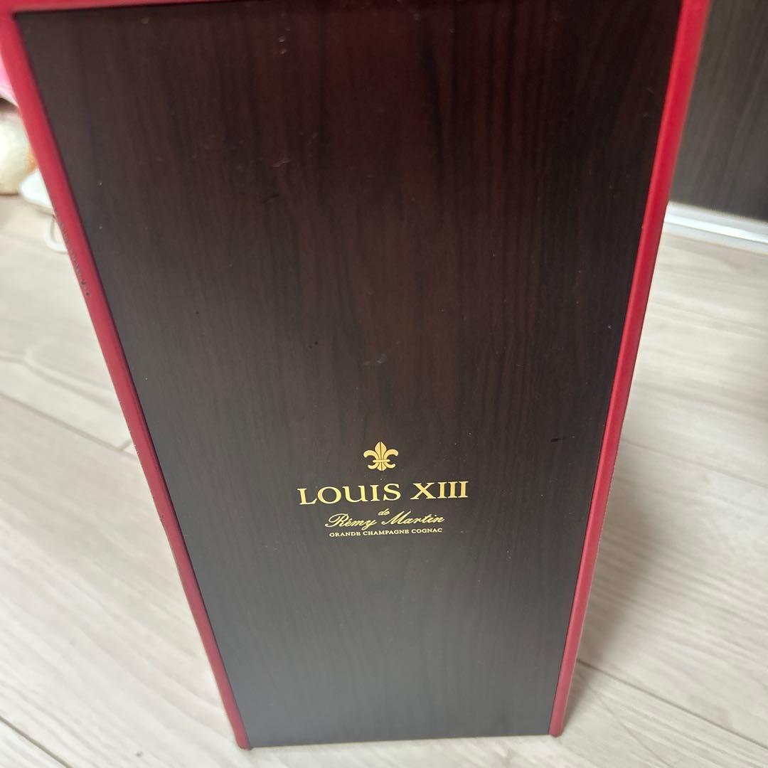 LOUIS XIII ルイ13世　Rémy Martin 空瓶　ボックス付き