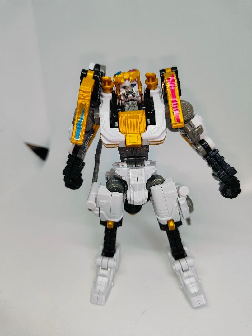 バンダイ　ミニプラシリーズ　王様戦隊キングオージャー　ゴッドキングオージャー