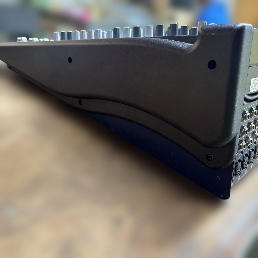 【MIDAS 】Venice 240 ミダス アナログミキサー ハードケース付き