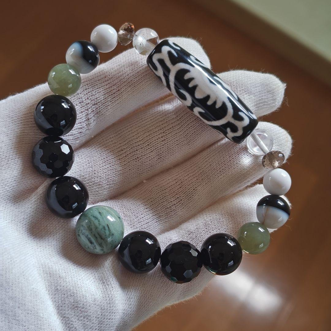 新作♡如意蓮花天珠、日高翡翠、水晶白蛇彫り、モリオン、和田玉、天然ホワイトオニキ