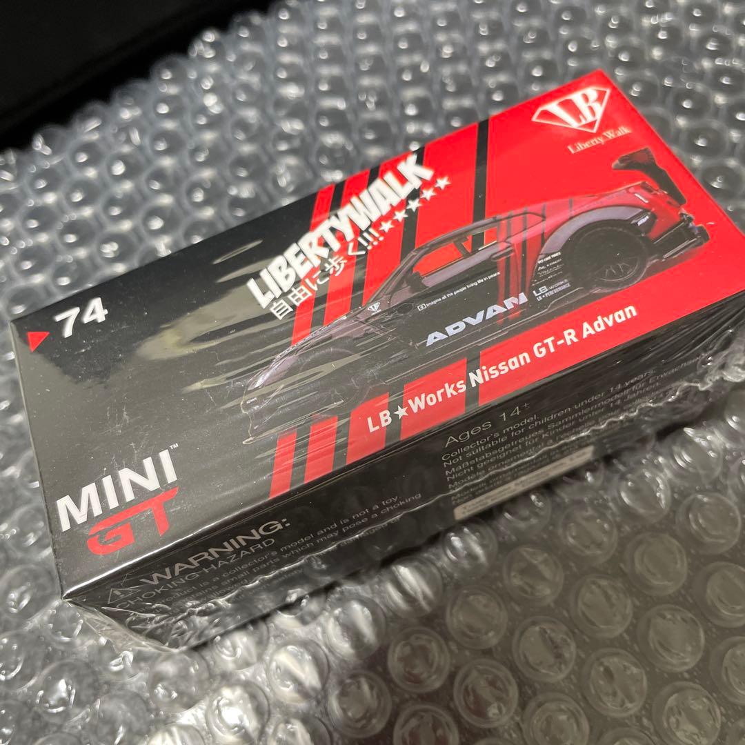 レア希少未開封品★MINI GT リバティーウォーク　ADVANアドバンGT-R
