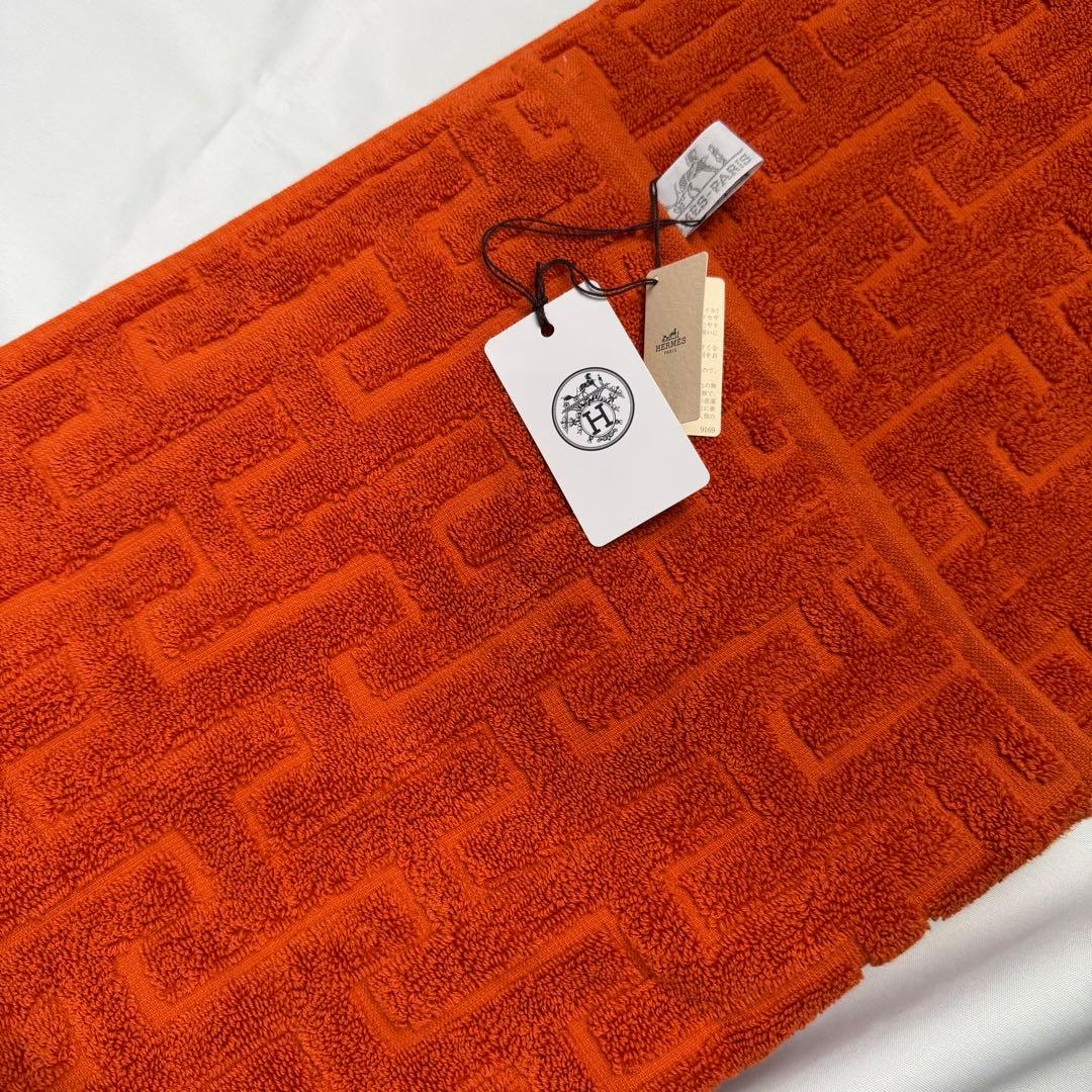 【新品タグ付き】HERMES オレンジ バスタオル 大判55×98