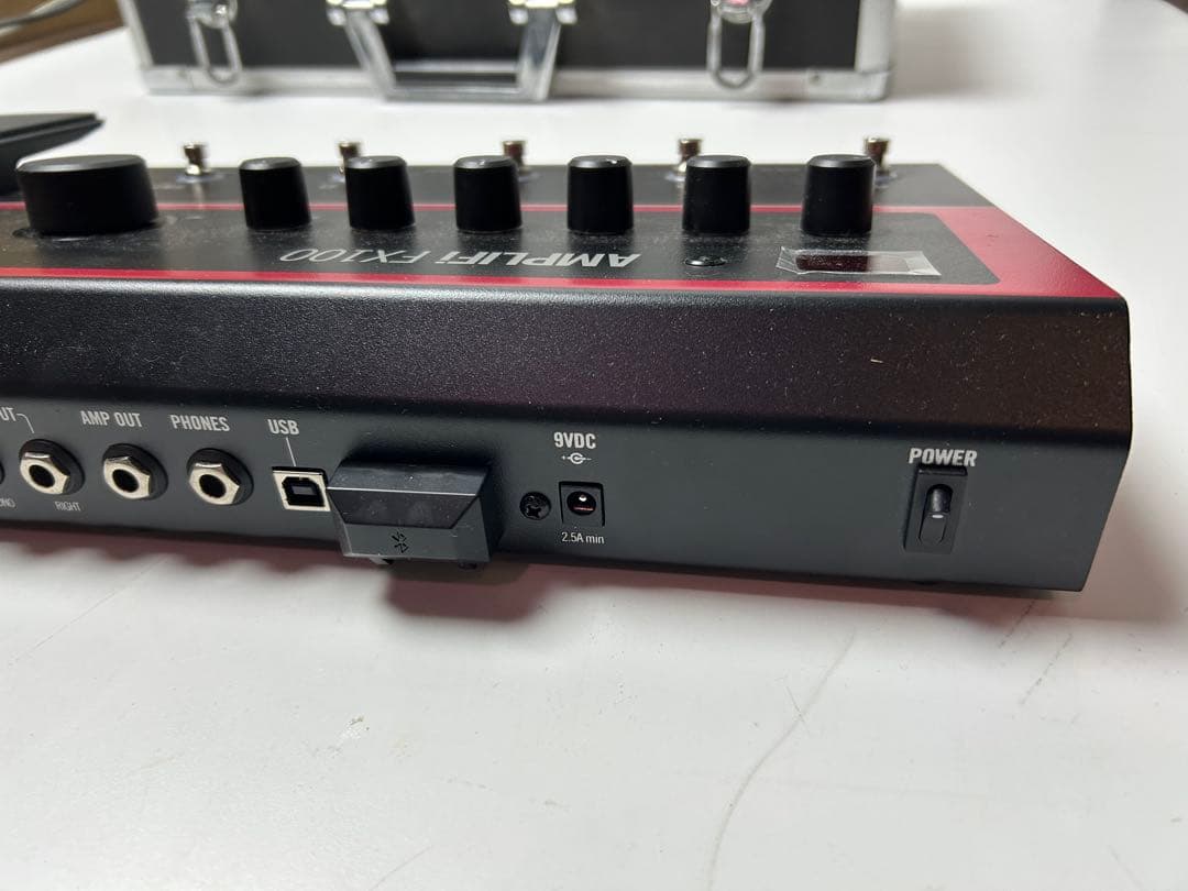 LINE 6 AMPLIFi FX100 エフェクター　ケース付き