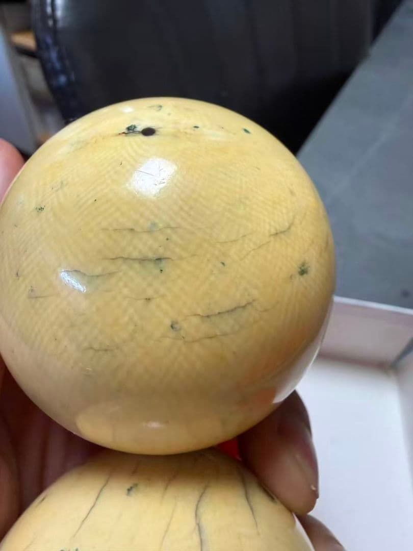 緒締玉 骨董品 天然素材 牙 ？鯨歯？