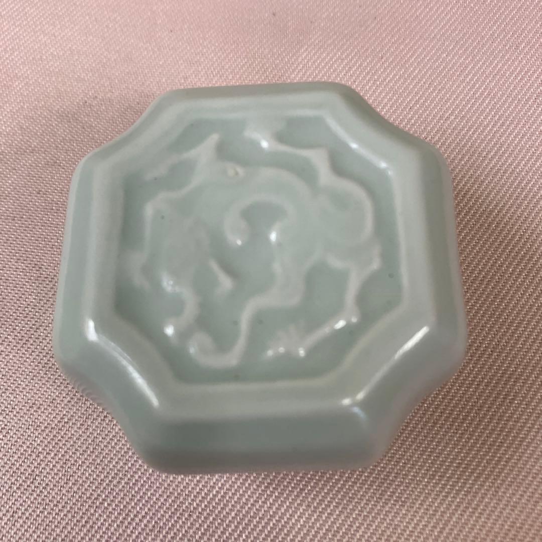 茶道具　香合　龍刻入 辰年　石亭印