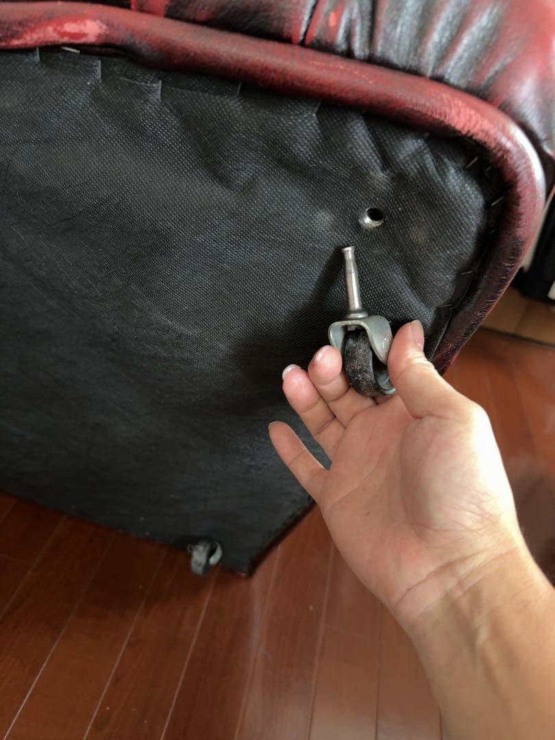 英国チェスターフィールドソファ　本革一人掛け