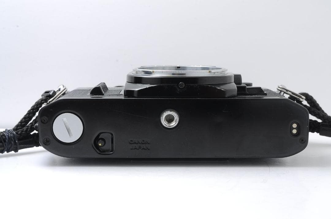 Canon AE-1 ブラック + FD 50mm F1.8 動作品