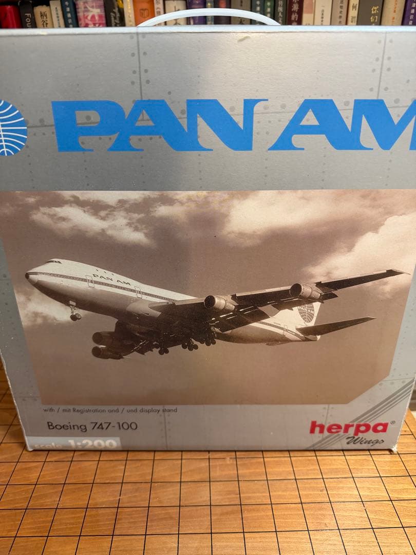 PAN AM 747-100 スケール1:200 パンアメリカン航空飛行機模型