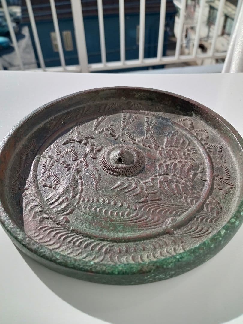 和鏡（古鏡）　松藤双鳥鏡　鎌倉時代末〜室町時代初期