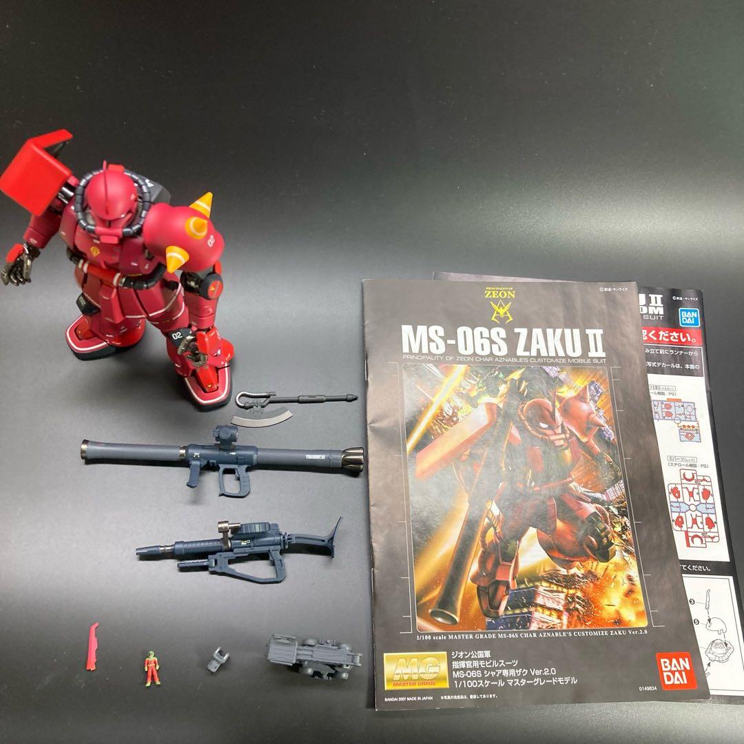 MG ザクⅡ ジョニーライデン専用機　塗装済み完成品ガンプラ