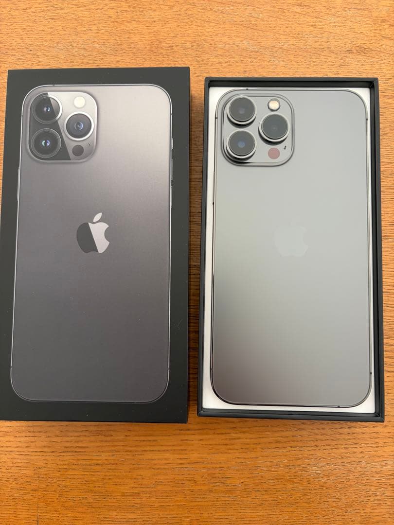 iPhone 13 Pro Max 512GB / SIMフリー