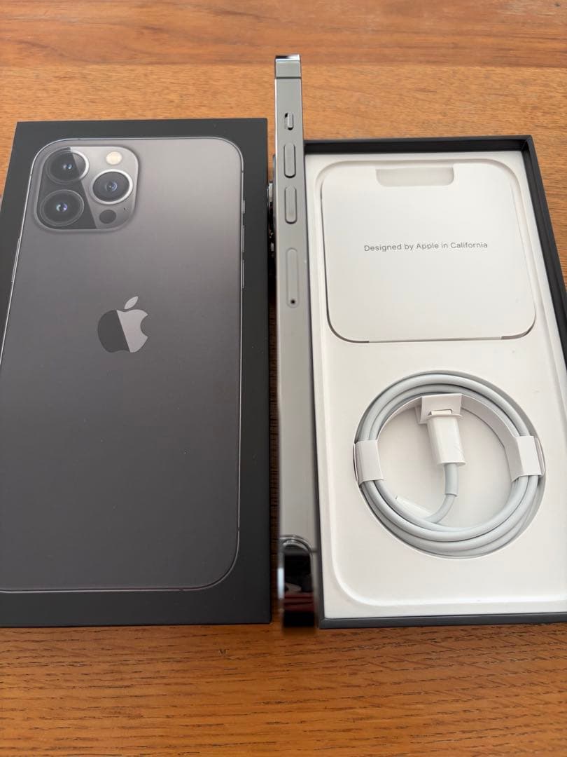 iPhone 13 Pro Max 512GB / SIMフリー