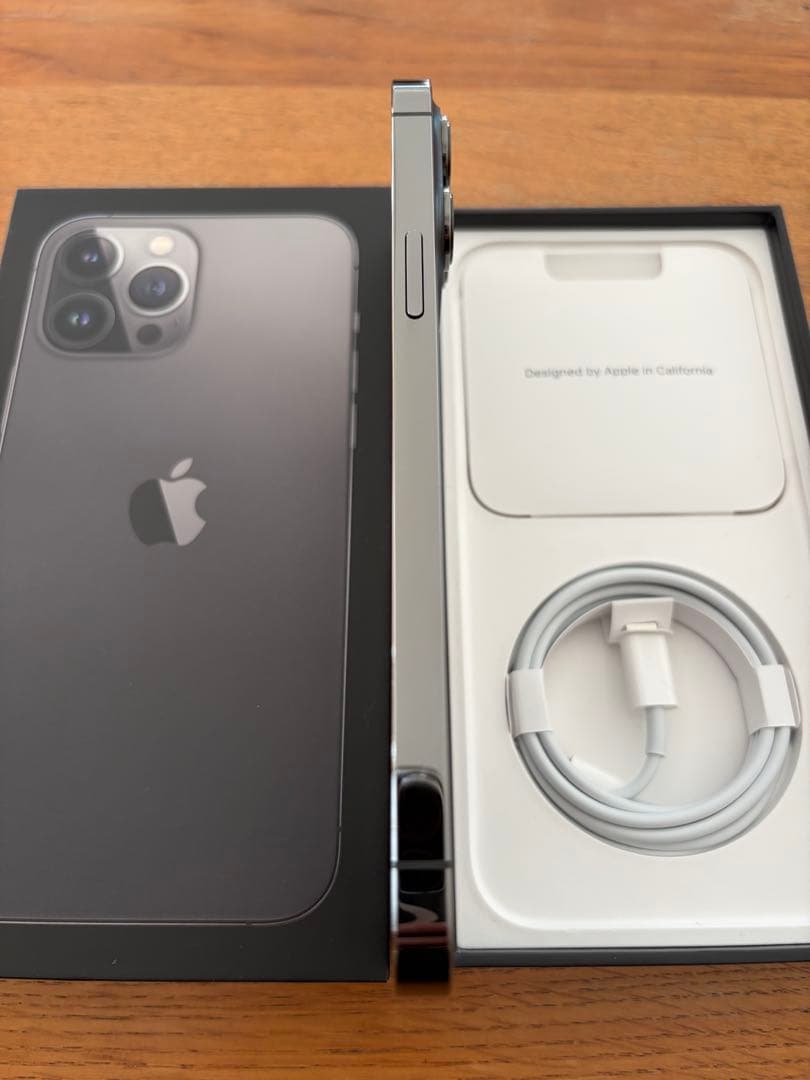 iPhone 13 Pro Max 512GB / SIMフリー