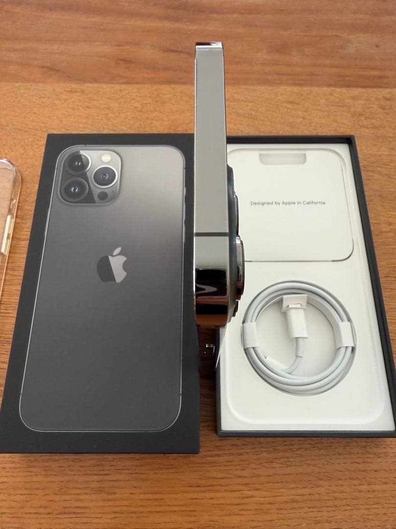 iPhone 13 Pro Max 512GB / SIMフリー