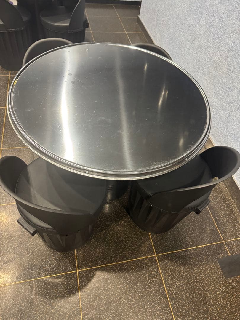 韓国ドラム缶テーブルセット