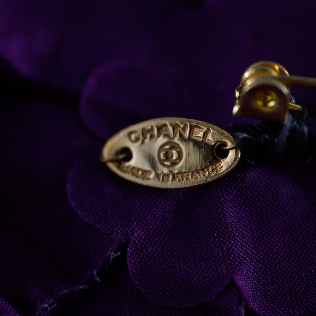 ヴィンテージCHANEL パープル　カメリア　コサージュ