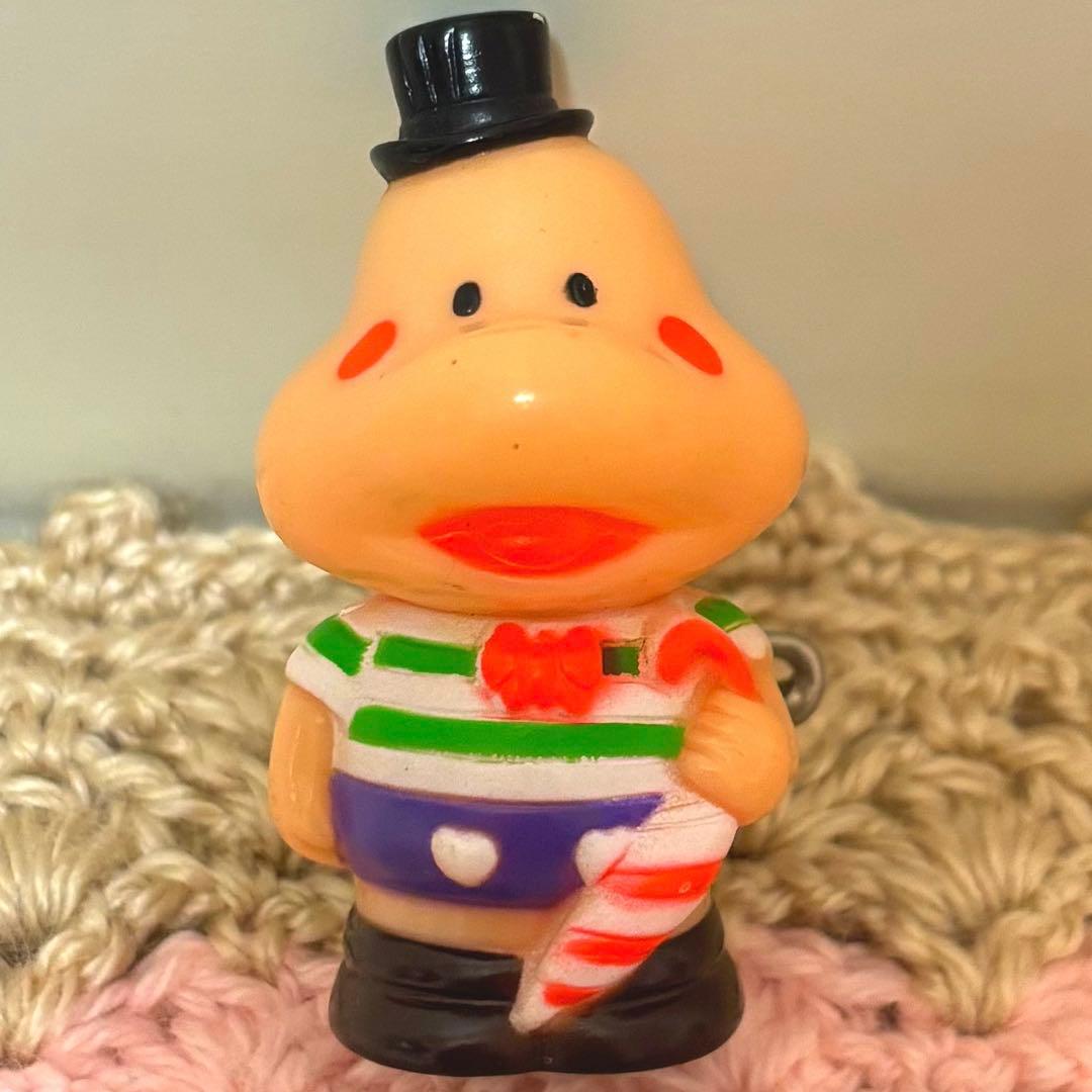 パラソルヘンべえ　未使用品　ソフビ　ブローチ　1989年