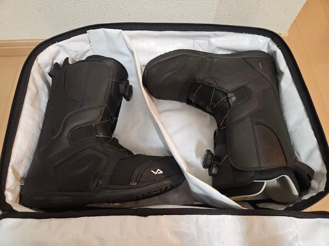 【ブーツケース付き】スノーボードブーツ ブラック 27.5cm ボア
