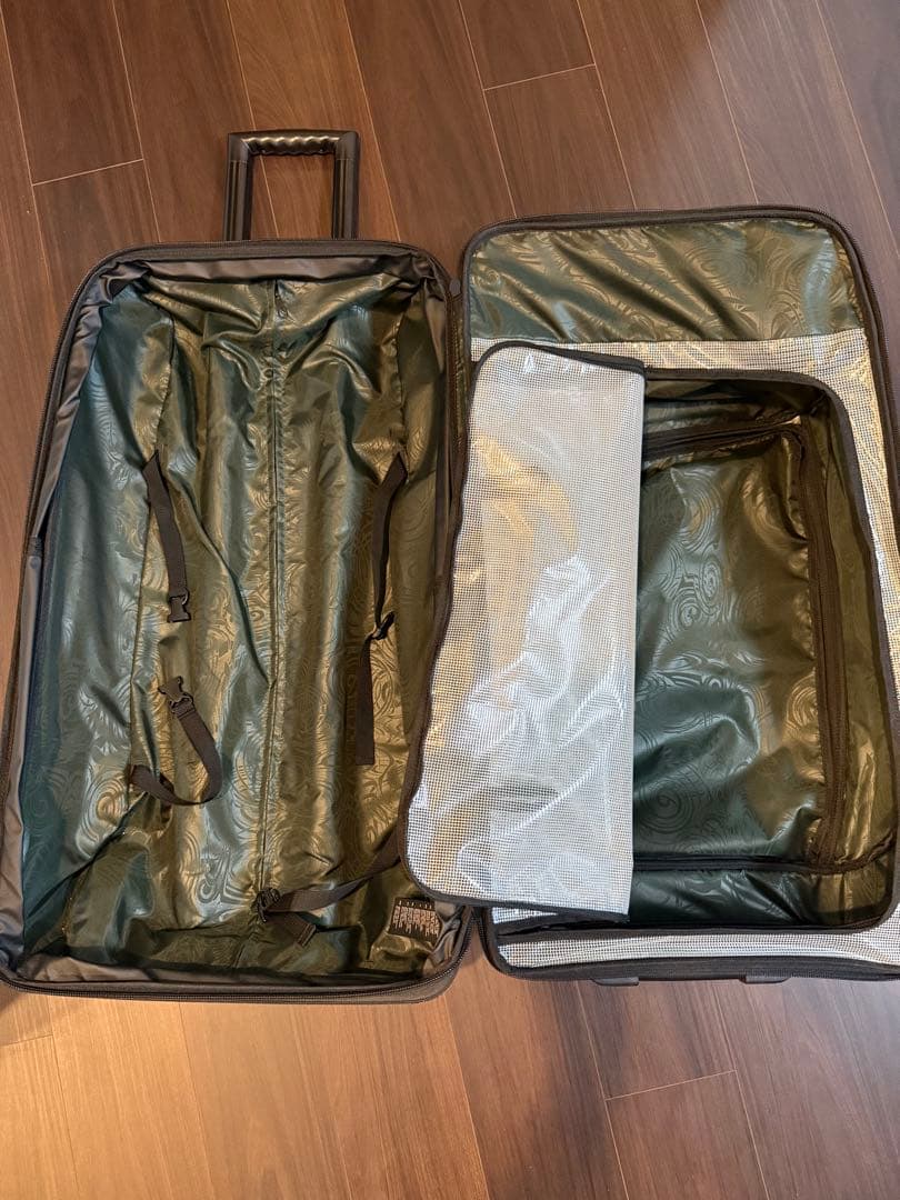 ▲BMWオジオ コラボOGIO SLED キャリーバッグ