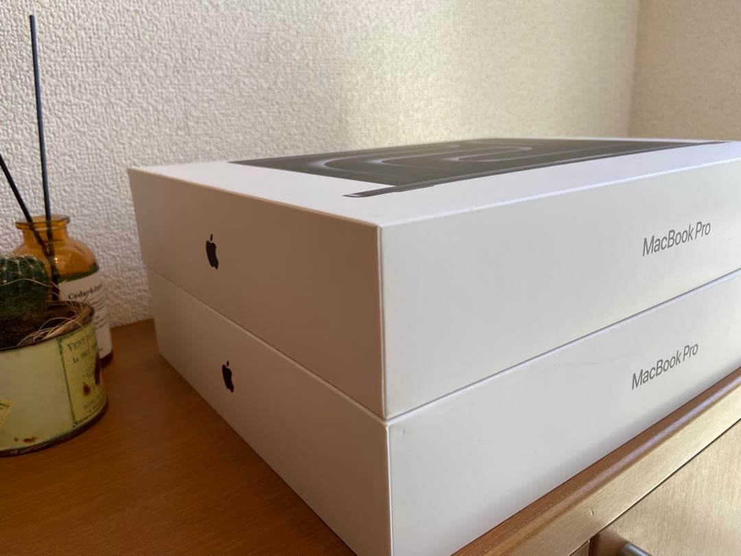 【空箱】MacBook Pro 2箱 【空箱】 pad Pro 11インチ 5箱
