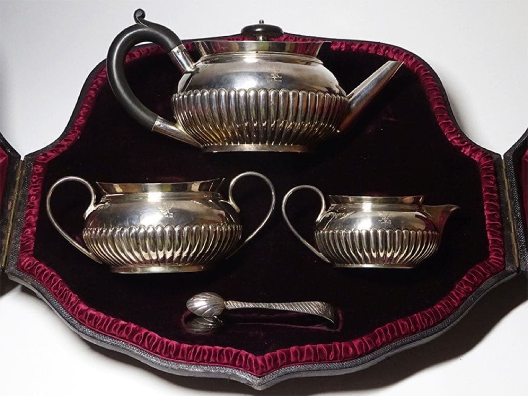 19世紀末 英国アンティーク 純銀製ティーサービス ティーセット4点 茶器