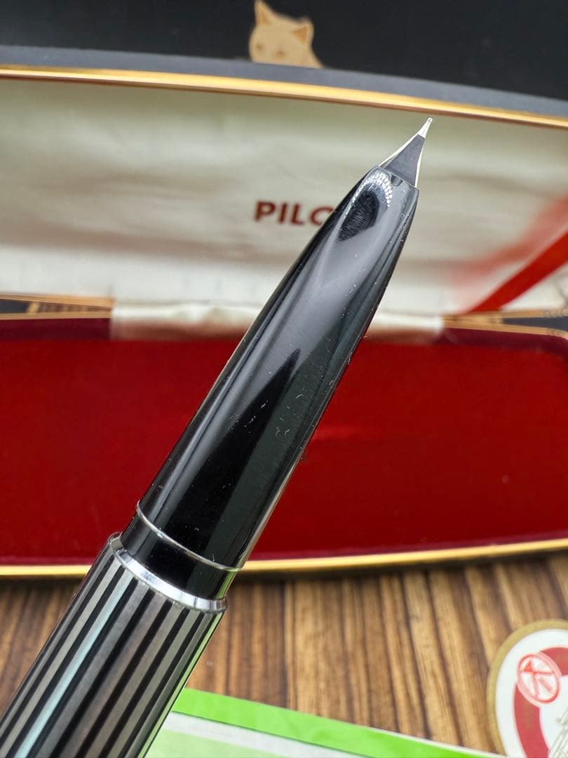 Pilot 万年筆 CUSTOM K-500SS 蝕刻ストライプ 18KWG F