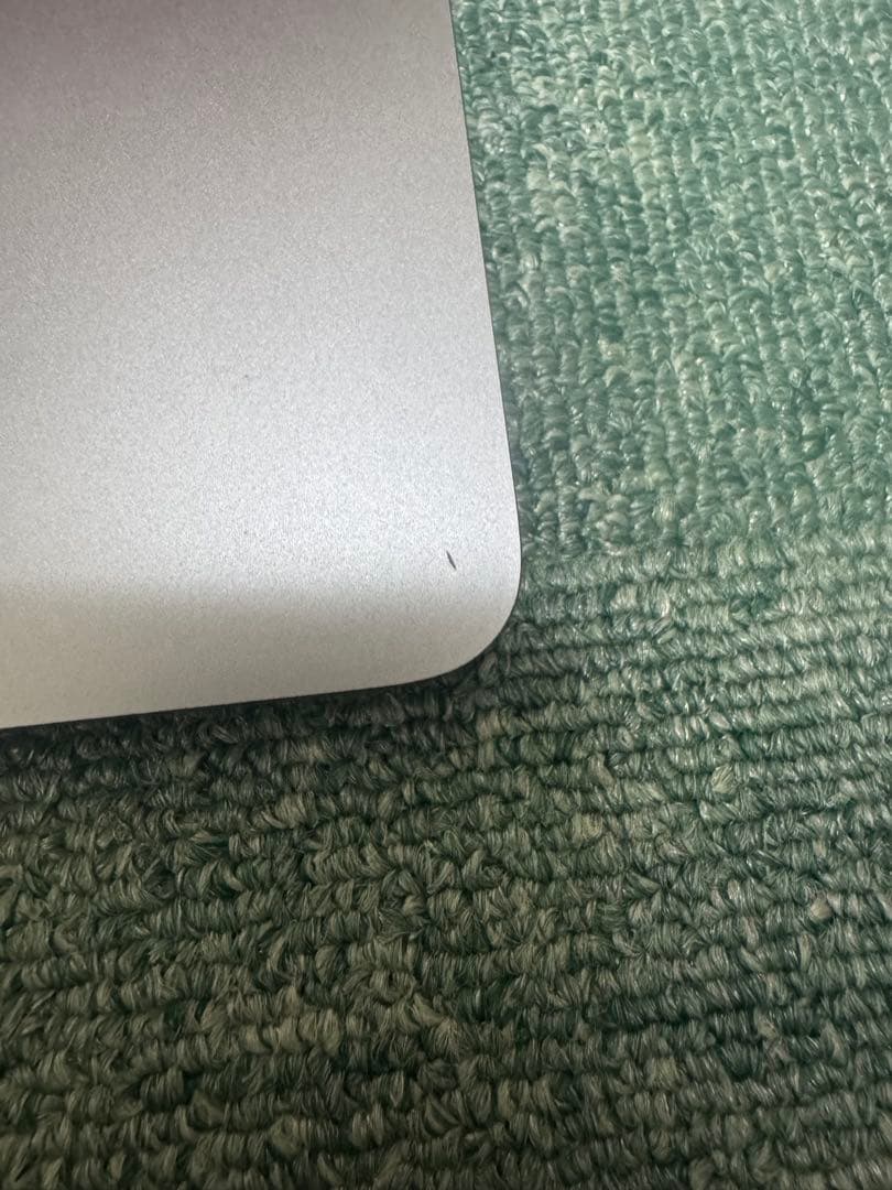 MacBook Pro 2022 M2 8GB 13インチ 付属品付き 箱付き