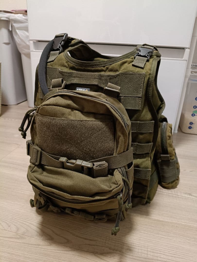 【実物】WARRIORASSAULTSYSTEMS　プレートキャリア　OD色