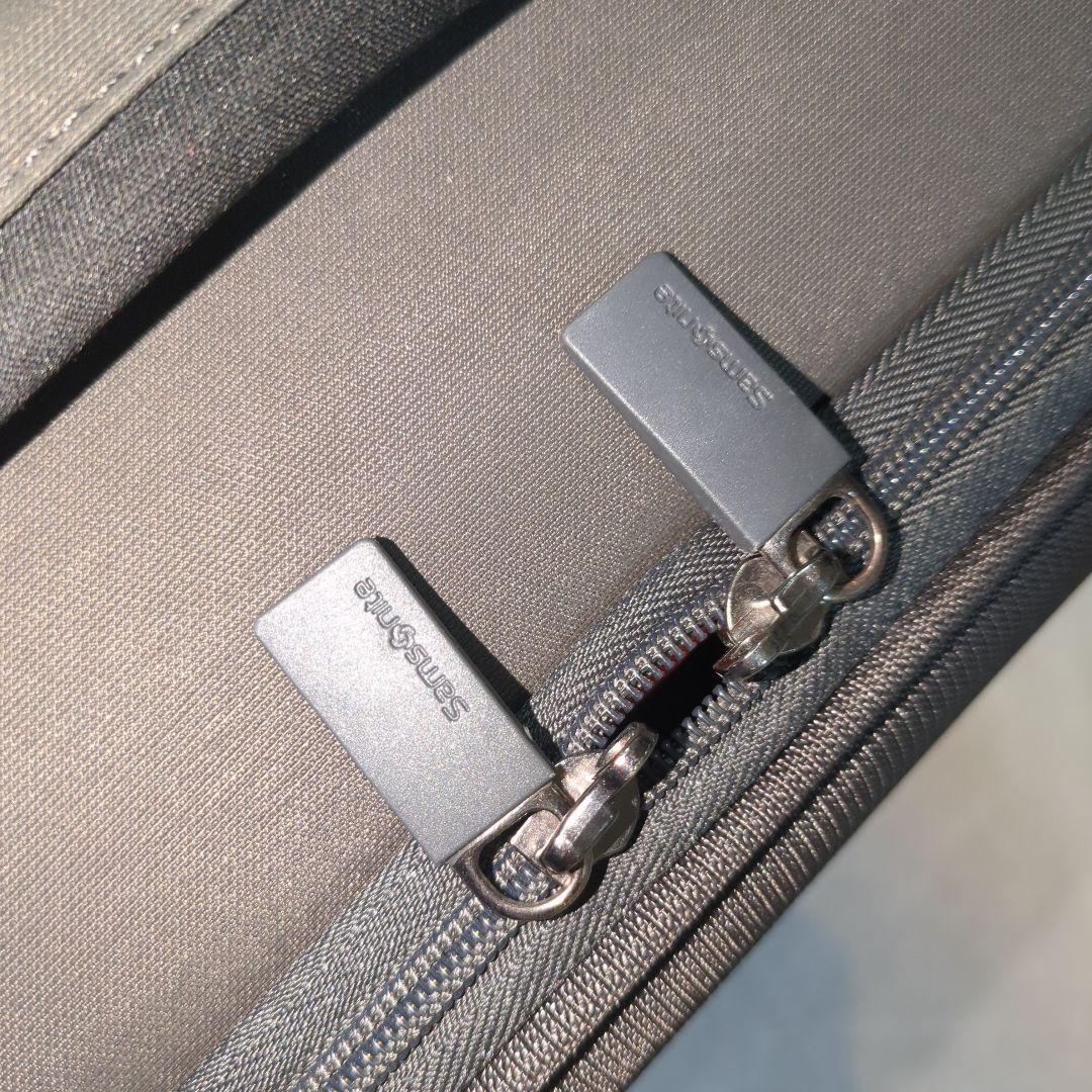Samsonite キャリーケース グレー　機内持ち込みサイズ