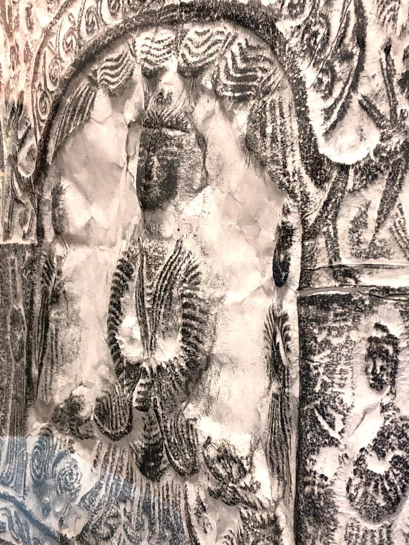 【 北魏石像拓本 額装 】　骨董　エンボス碑帖　67.5×55.5ｃｍ