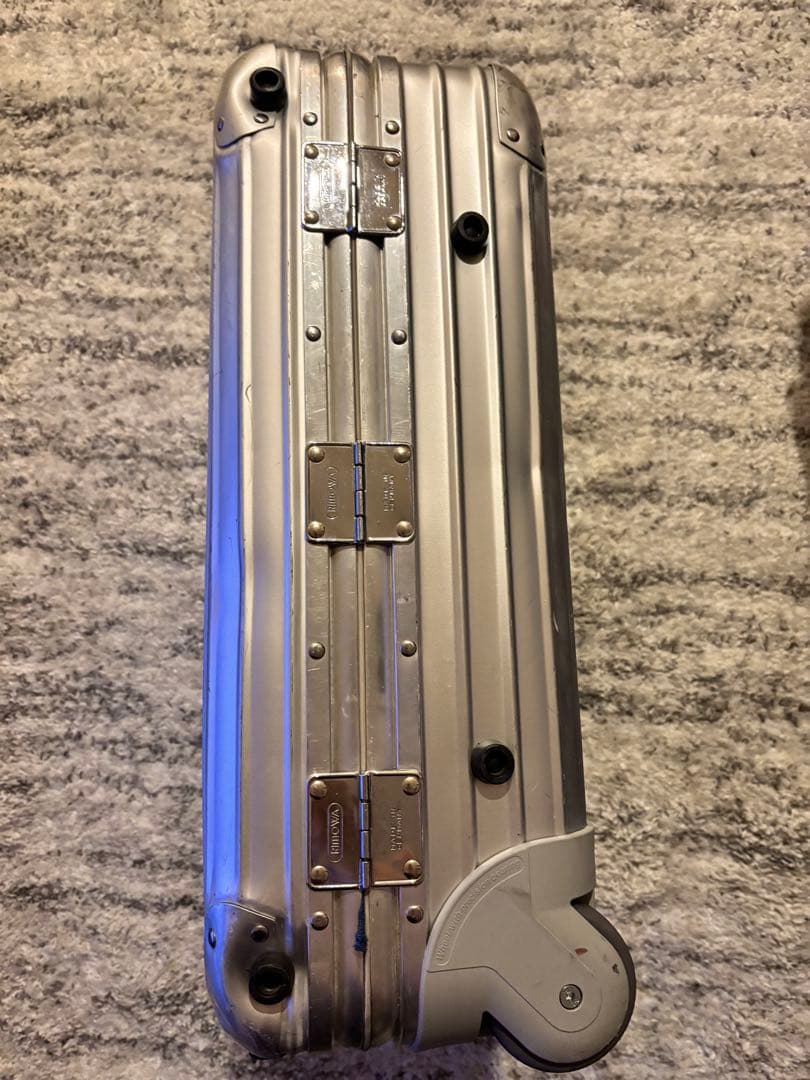 希少✨廃盤青ロゴ リモワ トパーズ 32L 機内持ち込み 2輪 シルバー アルミ